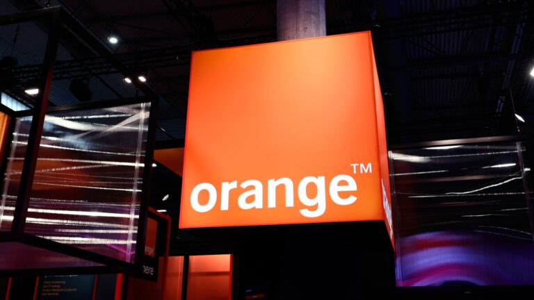 Orange spolupracuje s OpenAI, Meta na vlastných modeloch AI v afrických jazykoch