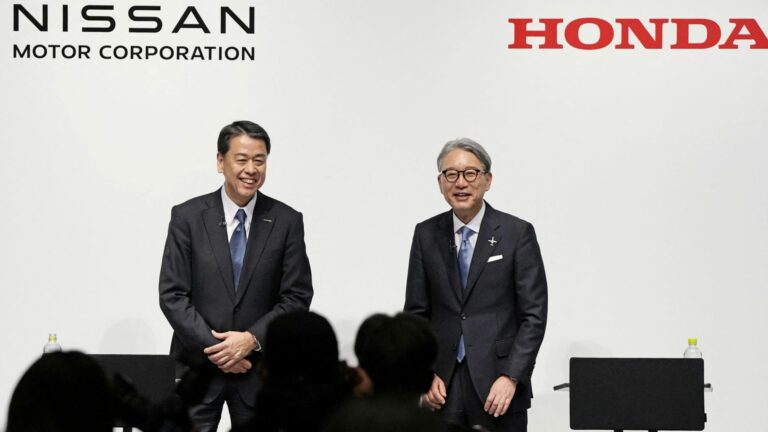 Japonská Honda a Nissan údajne začnú rokovania o fúzii