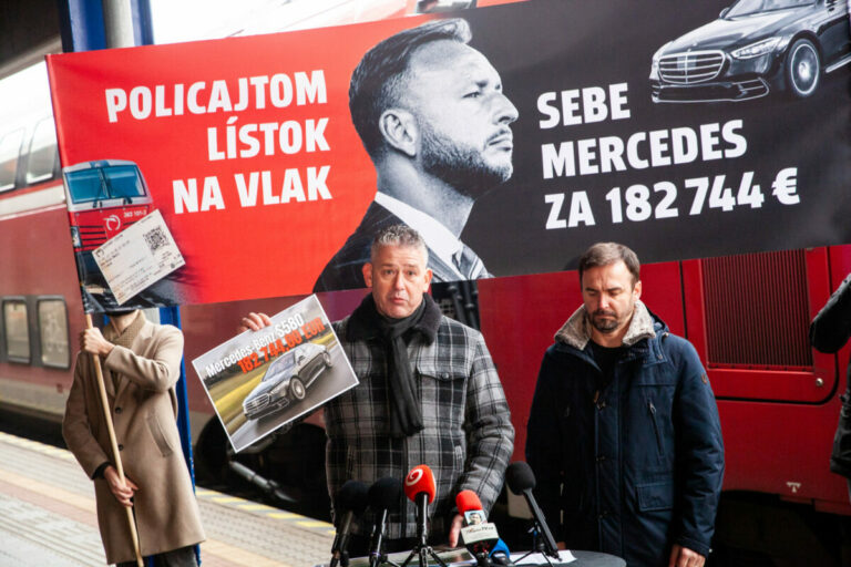 Pre policajtov lístky na vlak, sebe Mercedes za takmer 183-tisíc eur. Hnutie Slovensko kritizuje ministra Šutaja Eštoka – VIDEO, FOTO