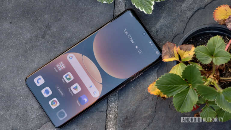 Únik naznačuje, že vlajková loď Androidu s kapacitou 8 000 mAh by mohla byť v prevádzke v roku 2025