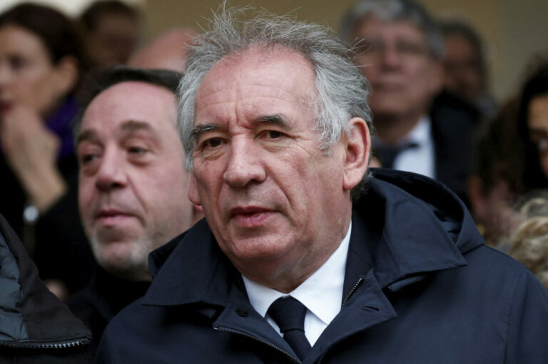 Francúzsky prezident vymenoval nového premiéra
