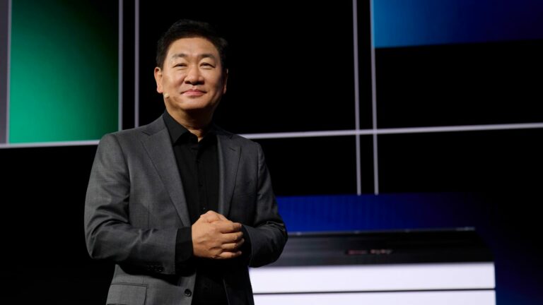 Spoločnosť Samsung Electronics stavia na umelej inteligencii, aby predbehla globálny rast smartfónov a domácich spotrebičov