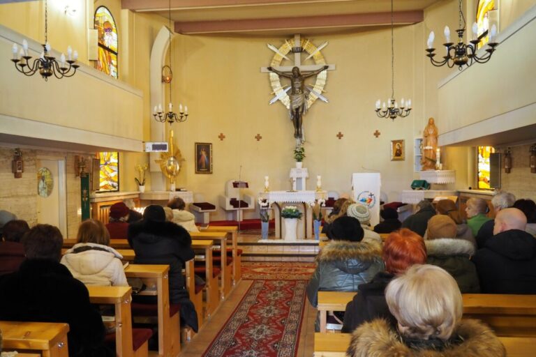Fakultná nemocnica v Trnave ponúka na prenájom kaplnku, v ktorej sa pravidelne konajú bohoslužby – FOTO