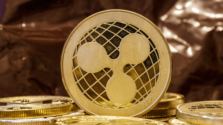 XRP preberá po tom, čo generálny riaditeľ spoločnosti Ripple Garlinghouse tvrdí, že SEC upúšťa svoj súdny spor proti spoločnosti