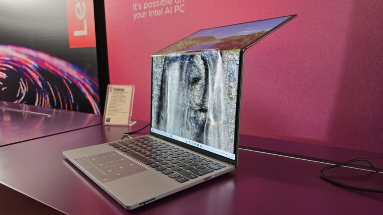 Lenovo dráždi solárne a skladacie koncepcie obrazovky prenosné počítače