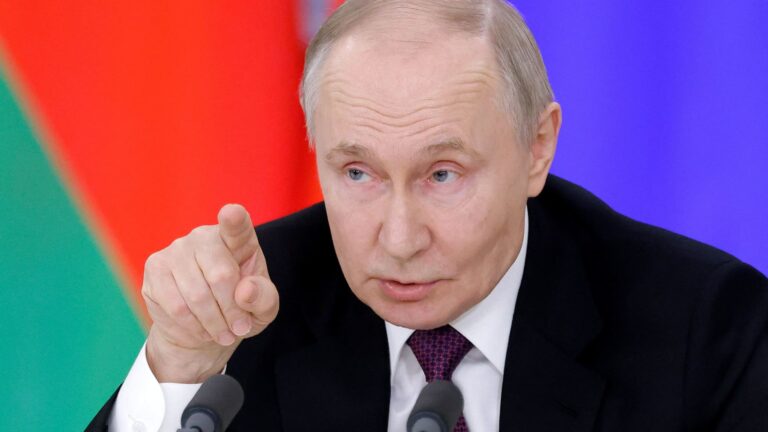 Putin chce rozhovory s priamym Bielym domom pred obchodom Ukrajiny