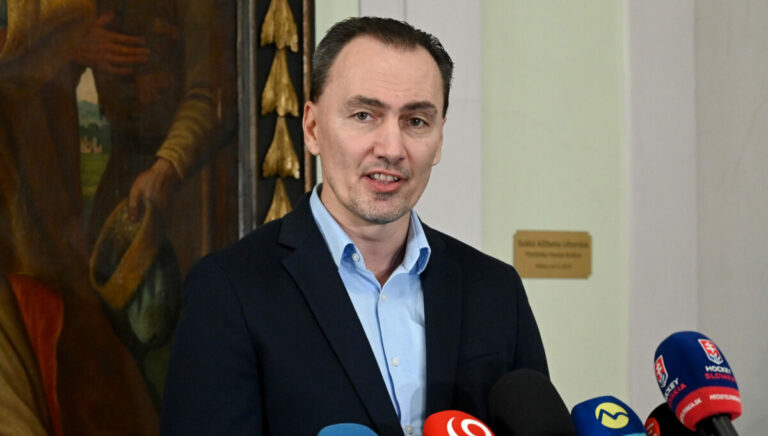 Šatan zhodnotil účinkovanie Slovenska na MS. V lete pozval Slafkovského na zväz