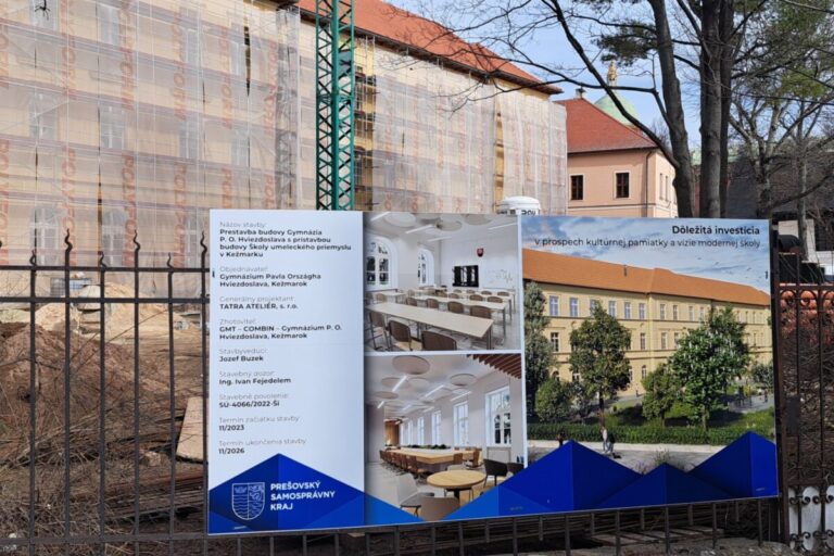 Do budovy Gymnázia P. O. Hviezdoslava by sa žiaci mali vrátiť od septembra – FOTO