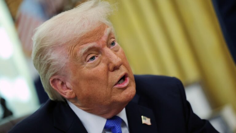 Trumpove nadchádzajúce tarify budú okamžite účinné, “hovorí Biely dom