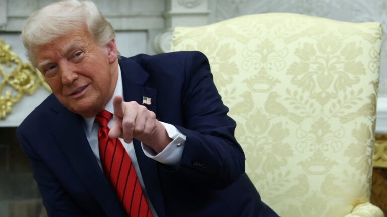 Trumpove útoky na Powell spôsobujú, že investori sú opatrní