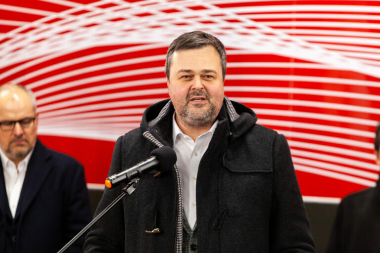 ZSSK zmodernizuje vozový park za vyše miliardu eur, podľa Helexu sa realizujú prvé kroky už tento rok
