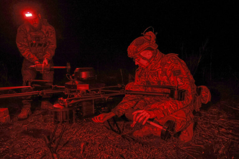 Rusko na Ukrajine prišlo už o takmer 920-tisíc vojakov