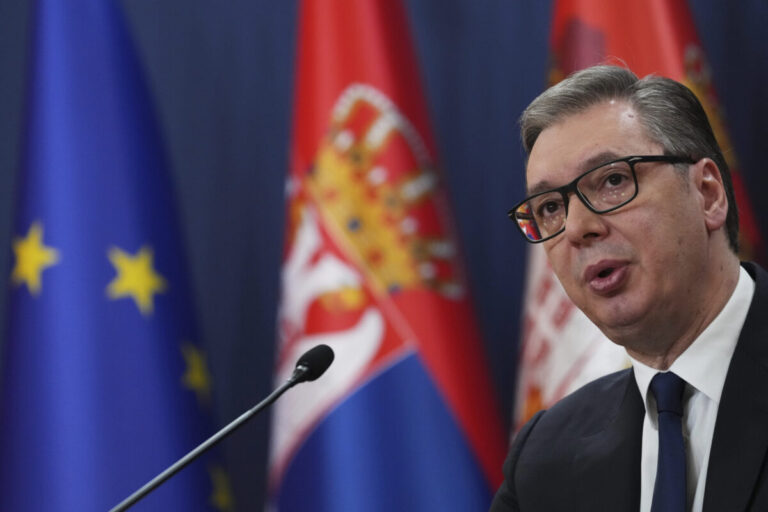 Srbský prezident poveril zostavením novej vlády politického nováčika