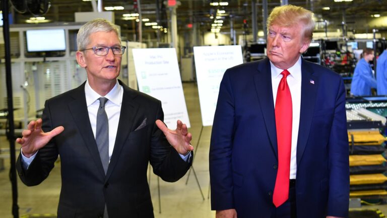IPhone Apple bude čeliť 25% tarifám, ak sa vyrobia mimo nás