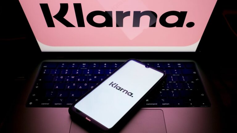 Spojené kráľovstvo na reguláciu nákupu teraz, platiť neskorším firmám ako Klarna a potvrdiť