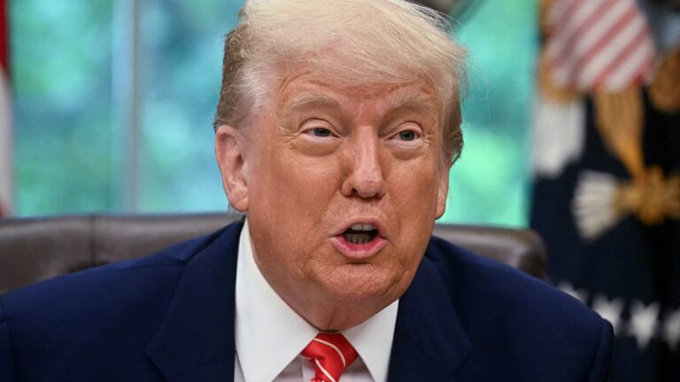 Trump hovorí, že 10% je podlaha pre tarify; „Niektorí budú oveľa vyššie“