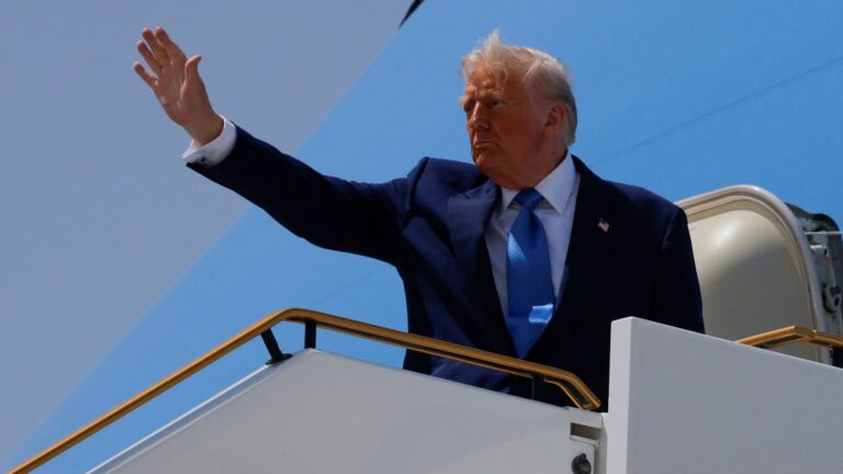 Trump zavolať Putin, Zelenskyy, členovia NATO v pondelok, aby sa rozprávali o prímernom