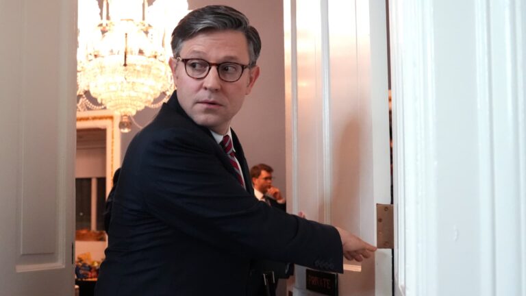 Trump daňový doklad smeruje na podlahu Parlamentu na hlasovanie