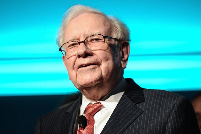 Warren Buffett odchádza do dôchodku ako generálny riaditeľ Berkshire Hathaway