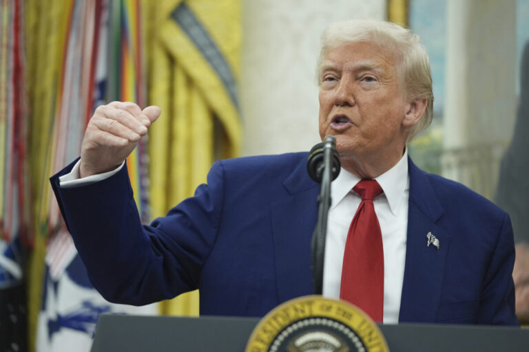 Trump oznámil zdvojnásobenie ciel na dovoz ocele a hliníka, nové opatrenia majú chrániť americký priemysel