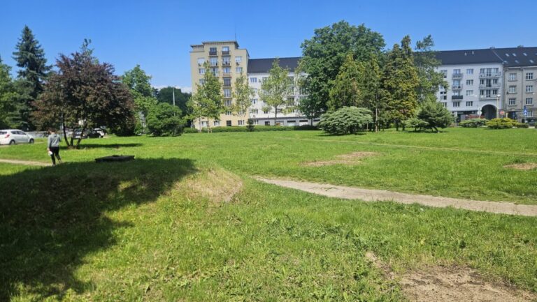 V Košiciach chcú zrevitalizovať Park na Vysokoškolskej ulici, v súčasnosti mesto hľadá dodávateľa stavebných prác – FOTO
