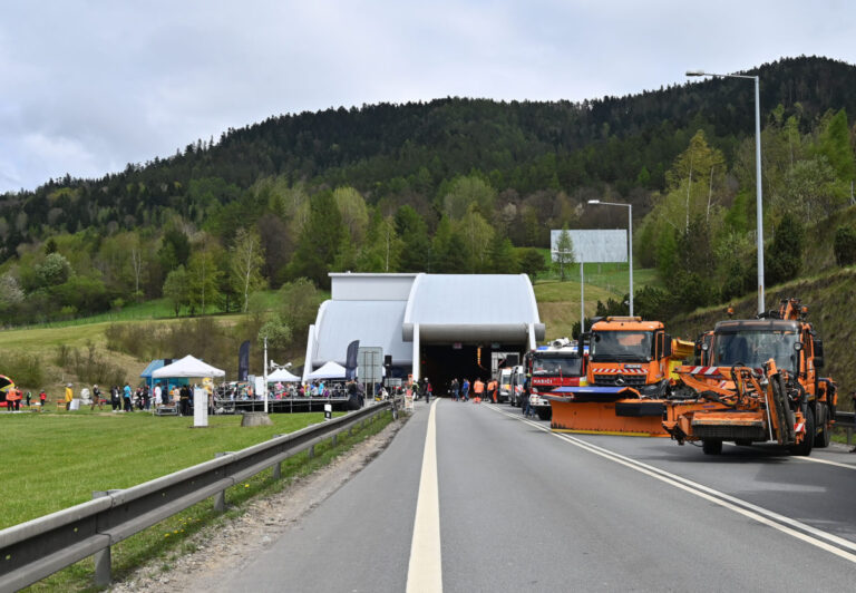 Vodiči, pripravte sa na obmedzenia: Tunel Branisko je čiastočne uzavretý