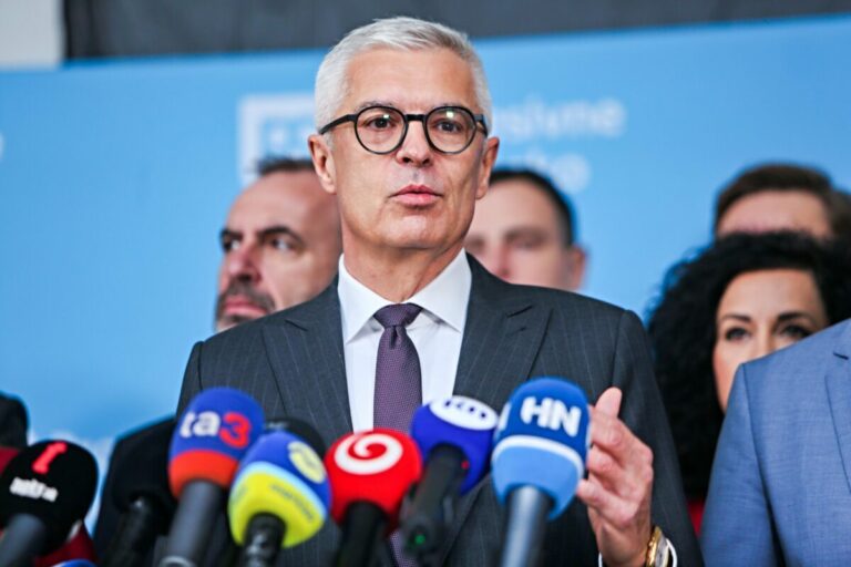 Blanár podľa Korčoka šíri ruskú propagandu, vyjadrenie ministra spôsobilo ďalšiu hanbu pre Slovensko – VIDEO
