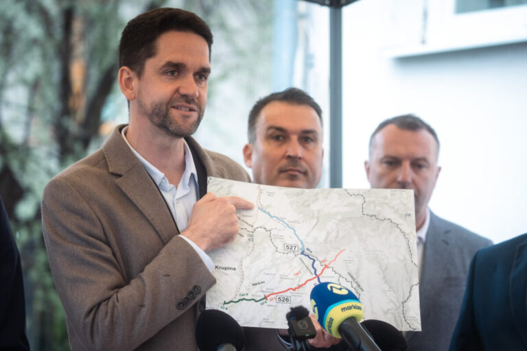 Banskobystrický kraj začal s rekonštrukciou dopravnej tepny pri Senohrade za takmer 3,2 milióna eur
