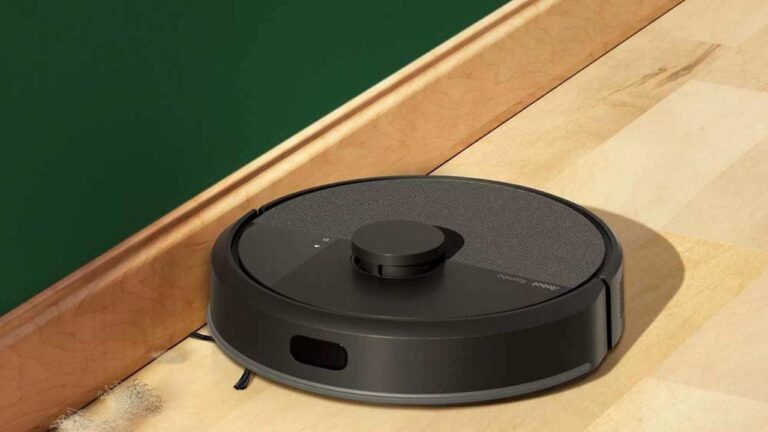 Toto vysielanie robotov Roomba s automatickým dokom je 170 dolárov