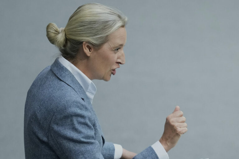 Alternatíva pre Nemecko dostala oficiálnu nálepku extrémistickej skupiny