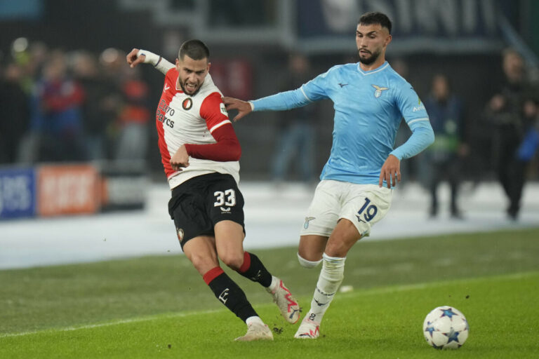 Hancko sa dohodol na podmienkach s Al-Nassr. Ak sa prestup zrealizuje, stane sa najdrahším hráčom v histórii Feyenoordu