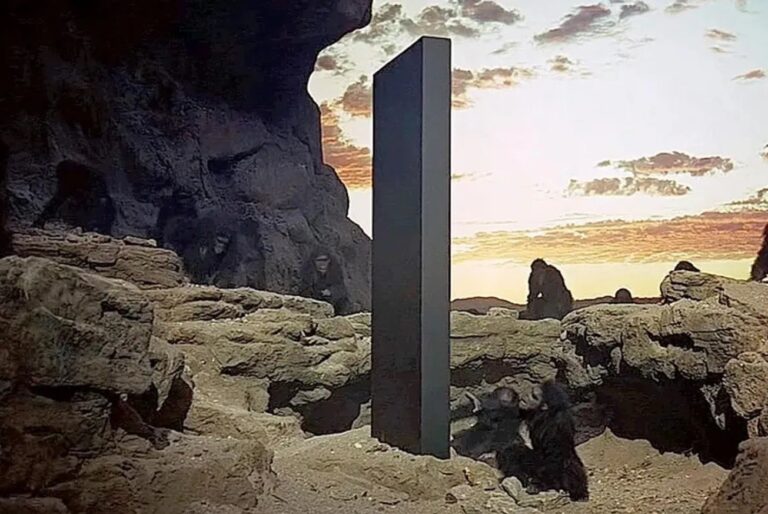 Je vedomie náš monolit? Zemská inteligencia a Fermi paradox
