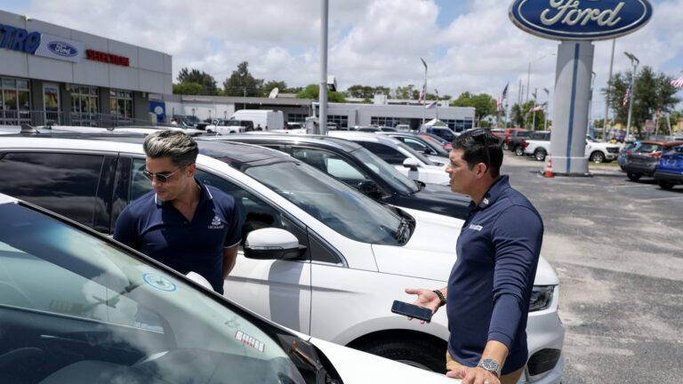 Ford uvádza o 16% zvýšenie predaja v máji uprostred ceny zamestnancov, tarify