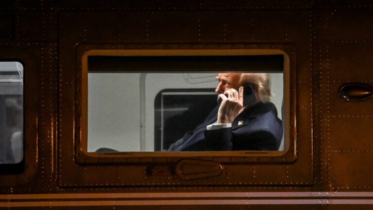 Webová stránka Trump Phone odstráni značku „Vyrobené v USA“ pre zariadenie