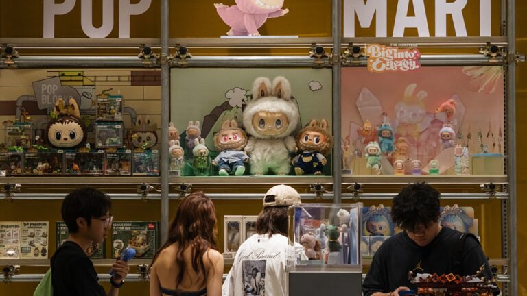 Labubu-Maker Pop Mart akcie padajú, keď ho Morgan Stanley zníži zo zoznamu