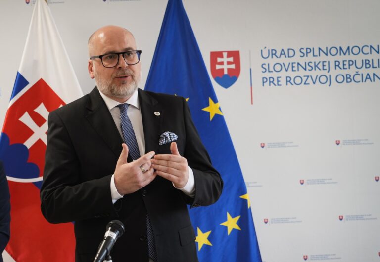 Úcta, ktorá presahuje hranice. Česko a Slovensko si spoločne pripomenuli obete vojny a cenu mieru