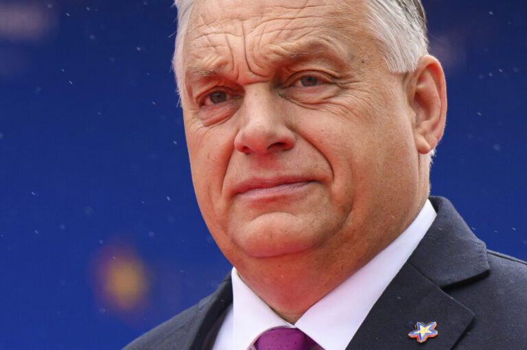Rusi sú podľa Orbána na globálny konflikt príliš slabí, nedokážu poraziť ani Ukrajinu