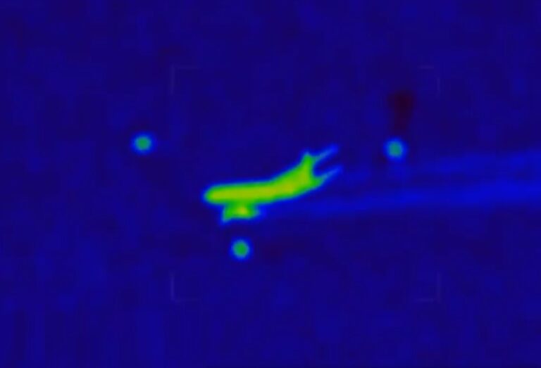 MH370: Chýbajúce lietadlo, skrytý náklad a zábery, ktoré nikto nemôže vysvetliť