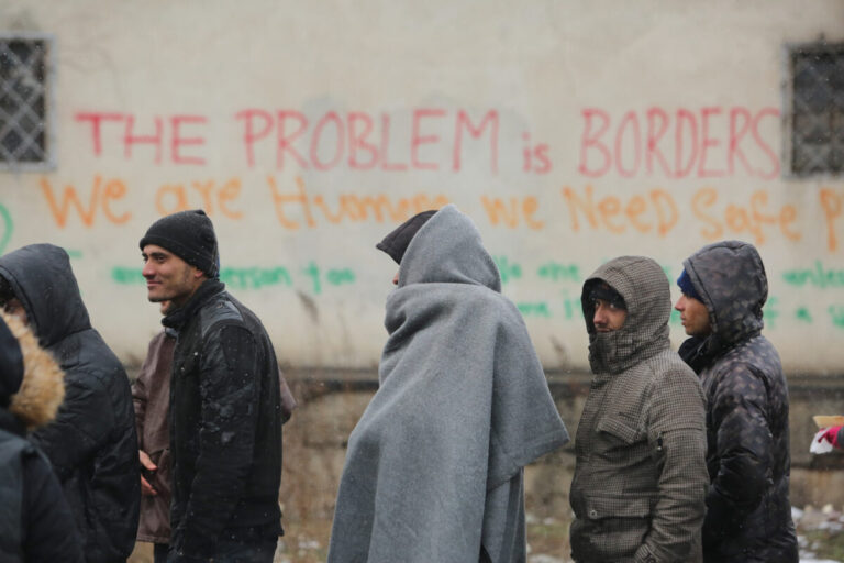Nelegálne prekročenia hraníc do EÚ v roku 2025 klesli o pätinu, hlási Frontex