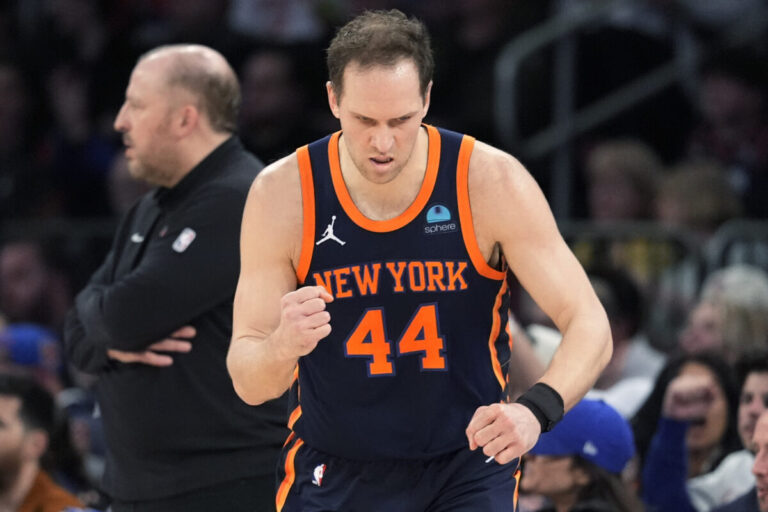 Bojan Bogdanovič po 10 sezónach v NBA ukončil kariéru pre zranenie nohy