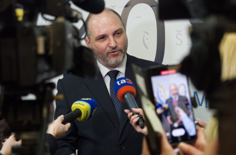Mestské zastupiteľstvo v Košiciach vzalo na vedomie petíciu proti výstavbe na Námestí osloboditeľov
