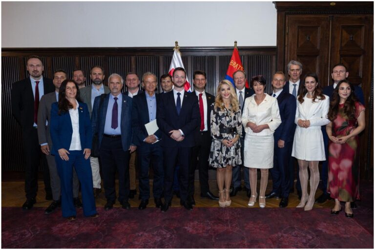 Šimkovičová prijala zástupcov frakcie Európa suverénnych národov z Európskeho parlamentu – FOTO