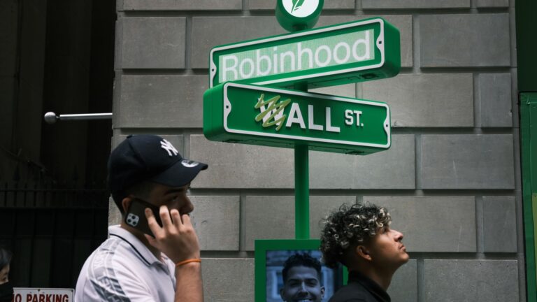 Stock Robinhood zasiahne 100 dolárov, pretože od S&P 500 SNUB hučí 30%