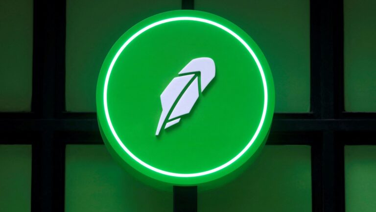 Robinhood sa tento rok zvýši o 160%, pretože bitcoíny a krypto zásoby stúpajú