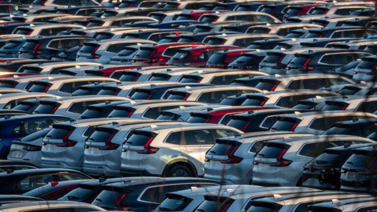 Akcie Japonských výrobcov automobilov stúpajú po tom, čo USA znižujú sady automobilov