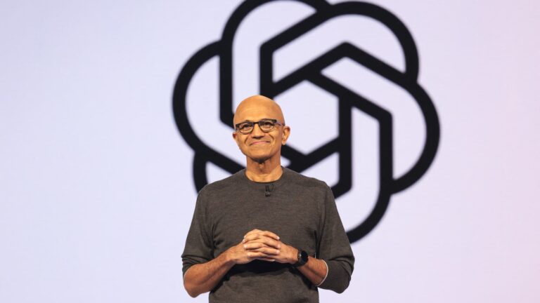 Microsoft Market Cap má vrchol 4 biliónov dolárov po hodinách po rytme zisku