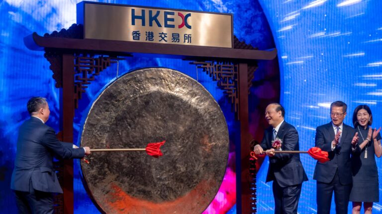 Prečo Hong Kong porazuje Wall Street ako najvyššie miesto pre IPOS