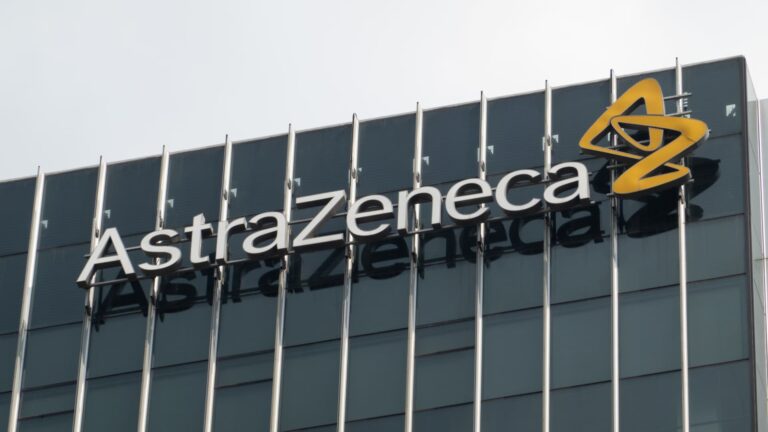 AstraZeneca investuje do USA 50 miliárd dolárov ako farmaceutické tarify vážia