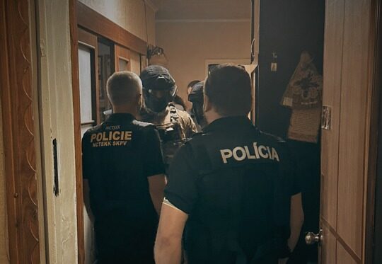 V Dnipre zadržali Ukrajinca, zásah polície súvisí s minuloročnými bombovými hrozbami na školách
