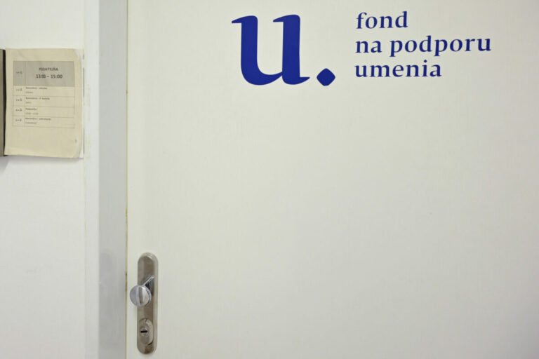 Žilinský kraj kritizuje radikálne zníženie podpory zriaďovaných divadiel, rozhodnutie Rady FPU považuje za likvidačné